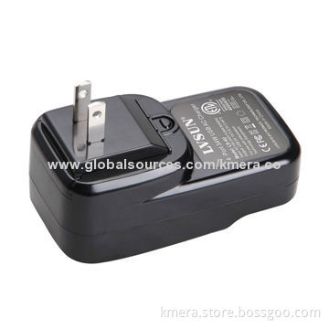 Portable Mobile Phone Charger with 4 Independent USB Ports/Charge 2 iPhone and 2 iPad Simultaneously